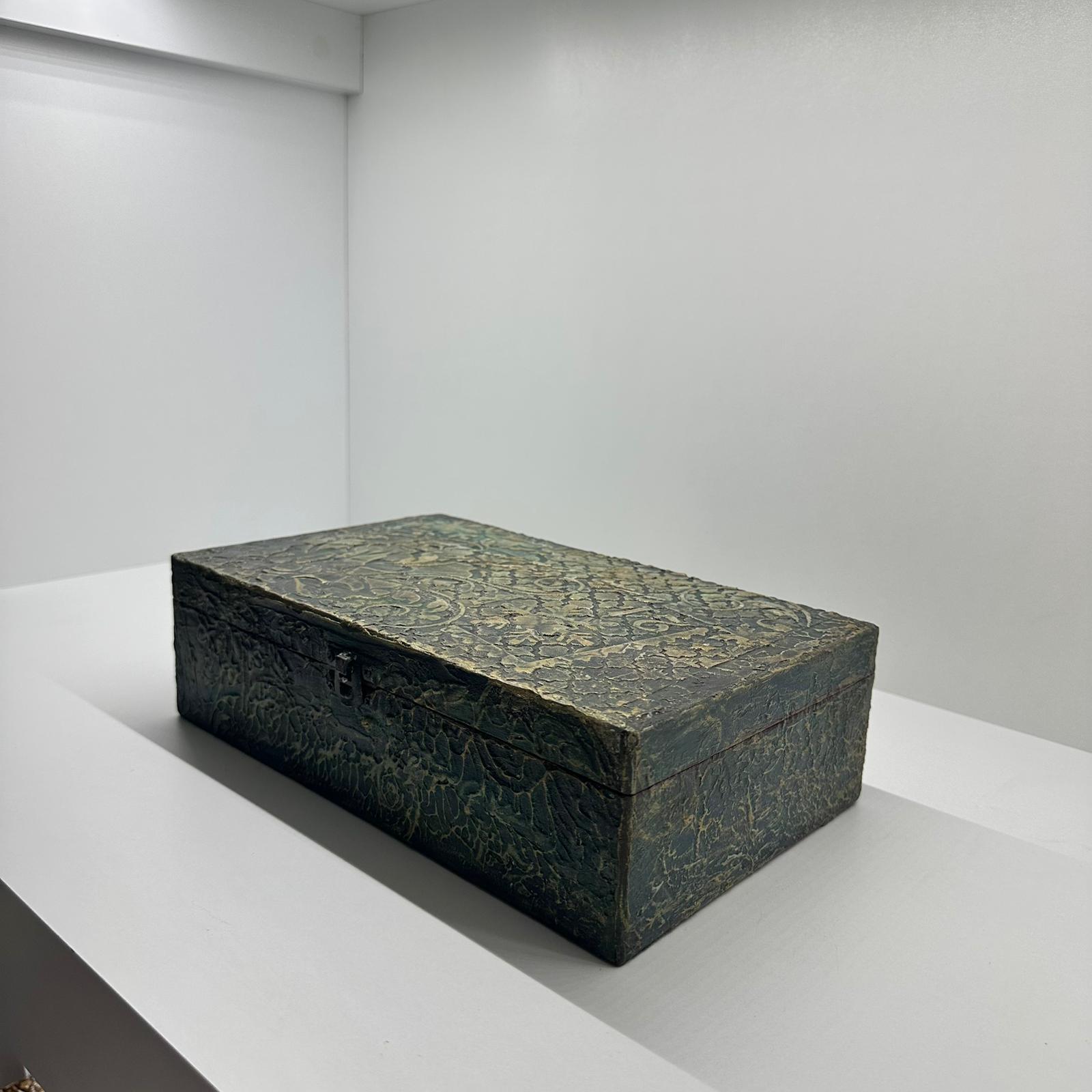 Kabartmalı Aksesuar Kutusu